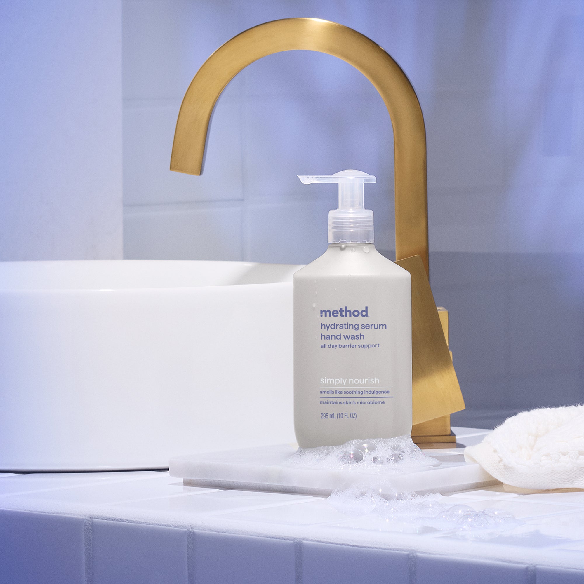 hydrating serum hand wash - simply nourish, 10 oz – method products